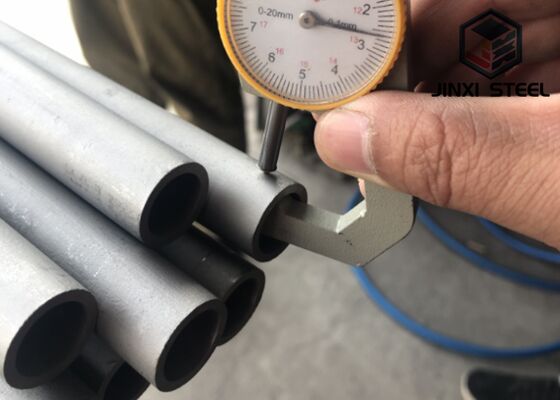 Bon prix Tube en acier inoxydable ASTM A312 TP348 pour l'industrie pétrochimique en ligne